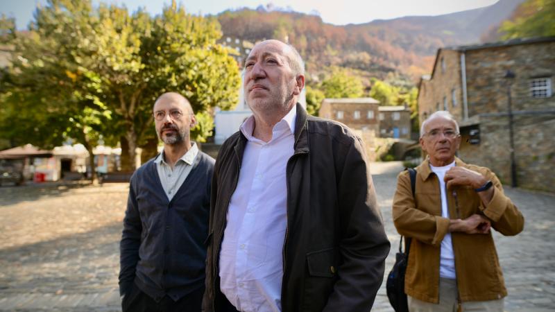 Visita e contacto com a população de Piódão