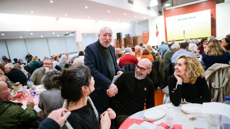 Jantar com apoiantes em Santarém